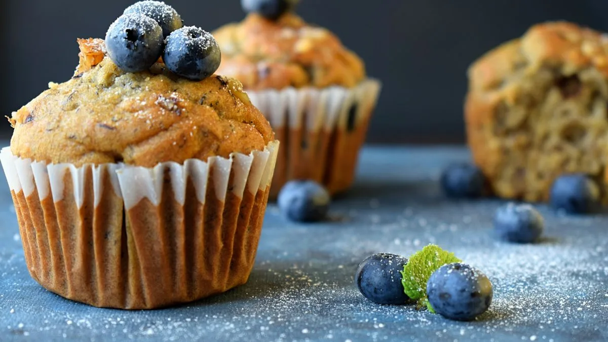 Blueberry muffins dusted with sugar
